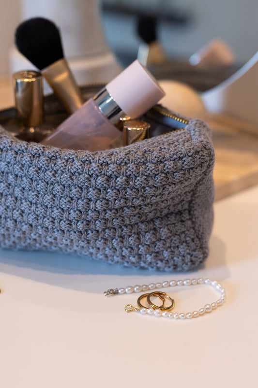 Knitted Clutch, Grey Melange, By Lohn