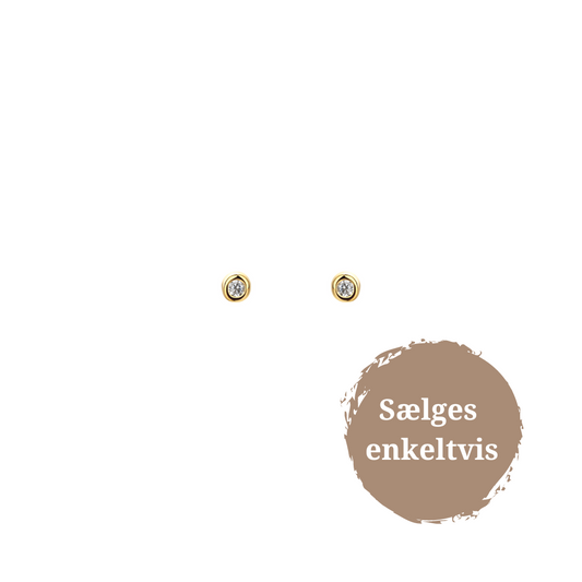 Shusui Petite Studs / Gold Plated