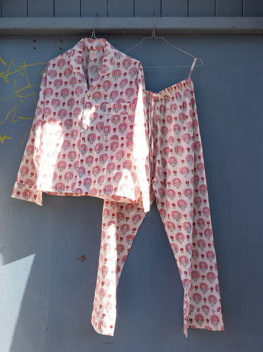 Pyjamas, White m/ blomster, Craft Sisters