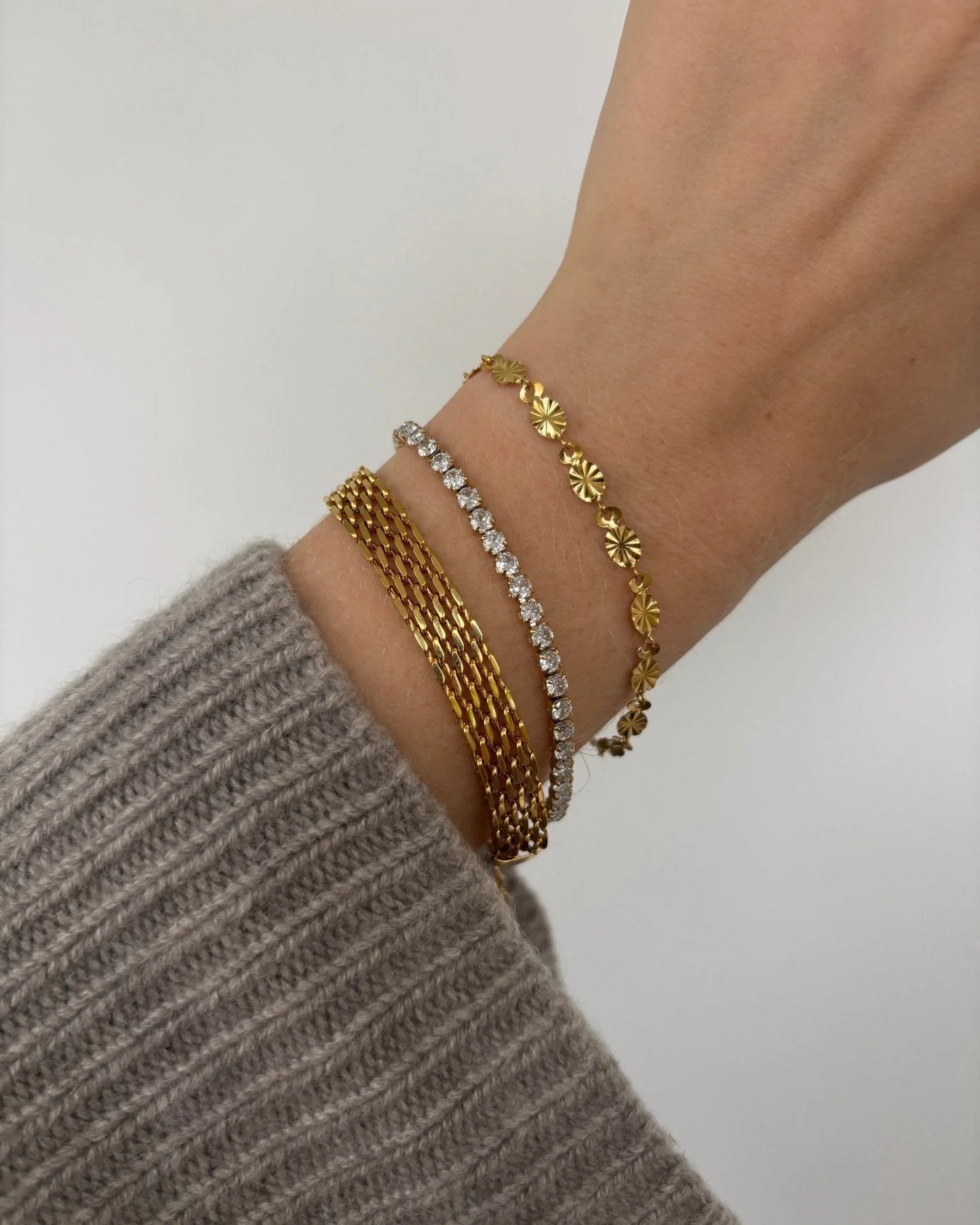 Soleil Bracelet, Vandfast, Gold Plated, Nava