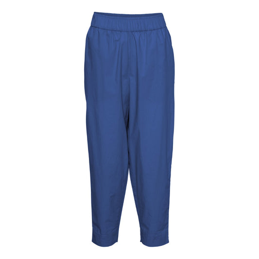 Oslo pants surf the web
