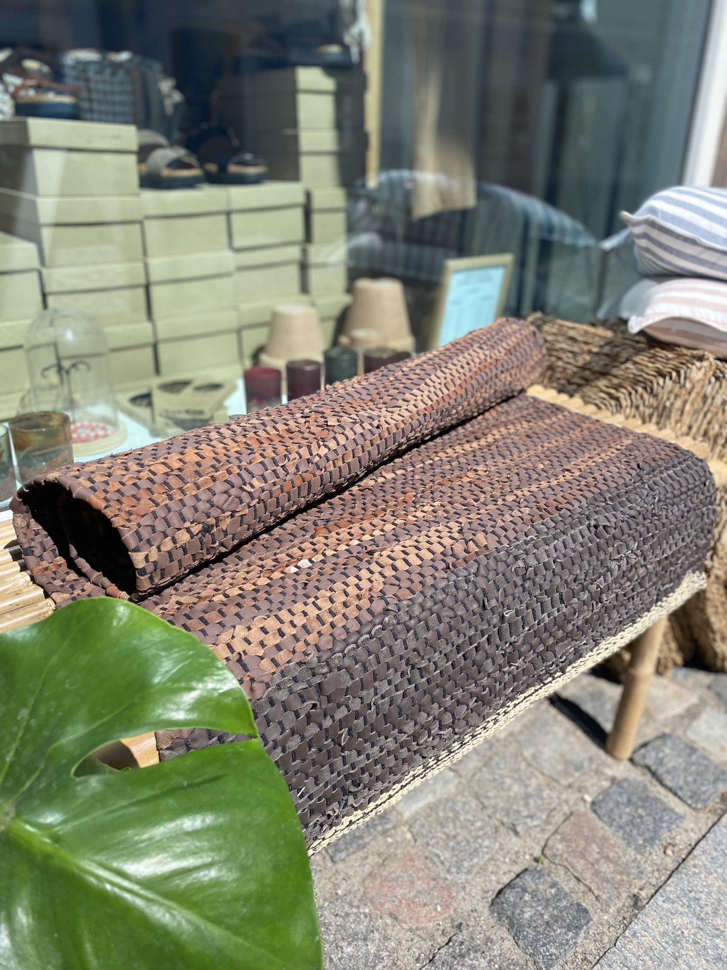 Tæppe i læder (70x140 cm)